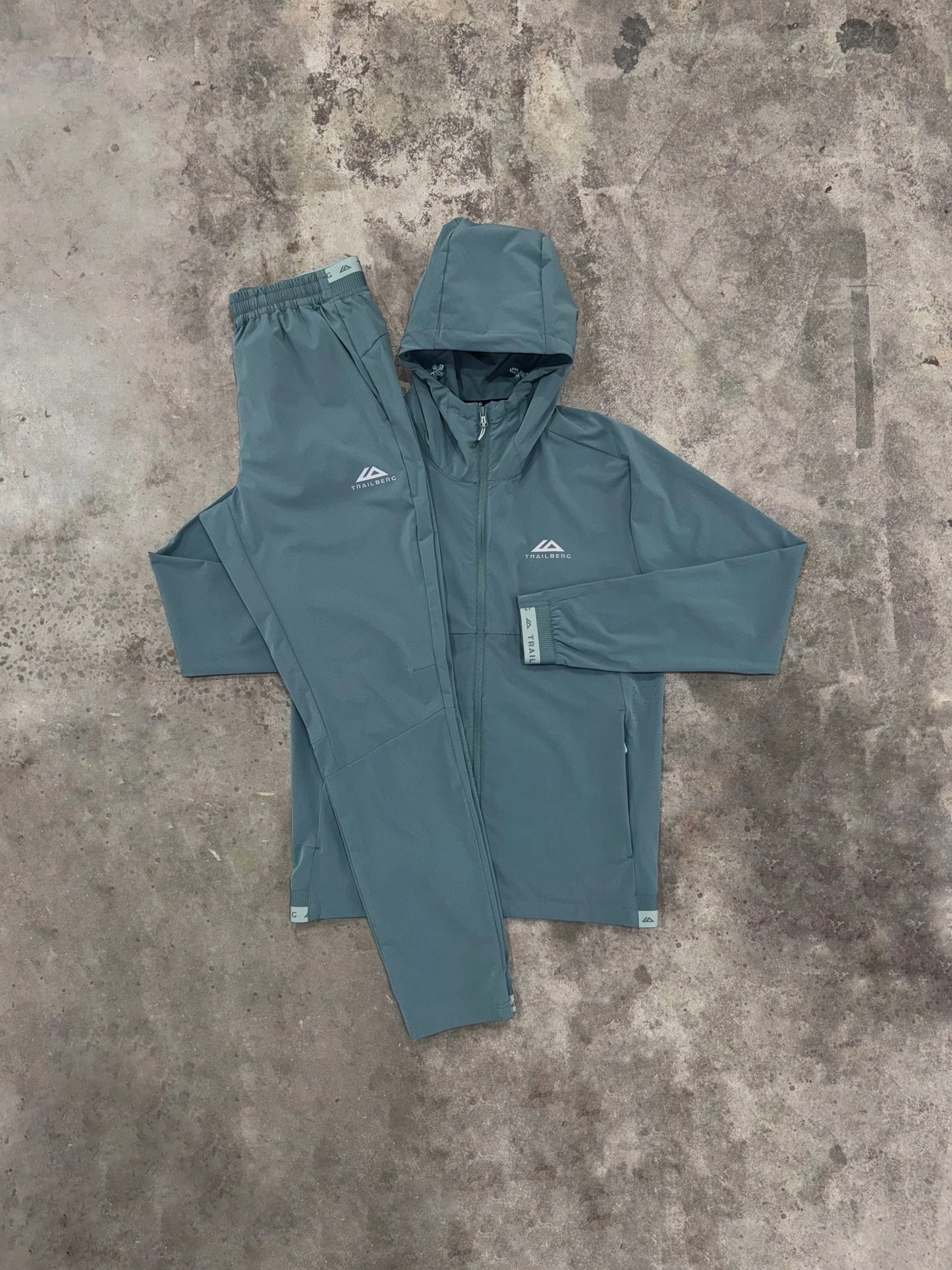 tbg tracksuit pine