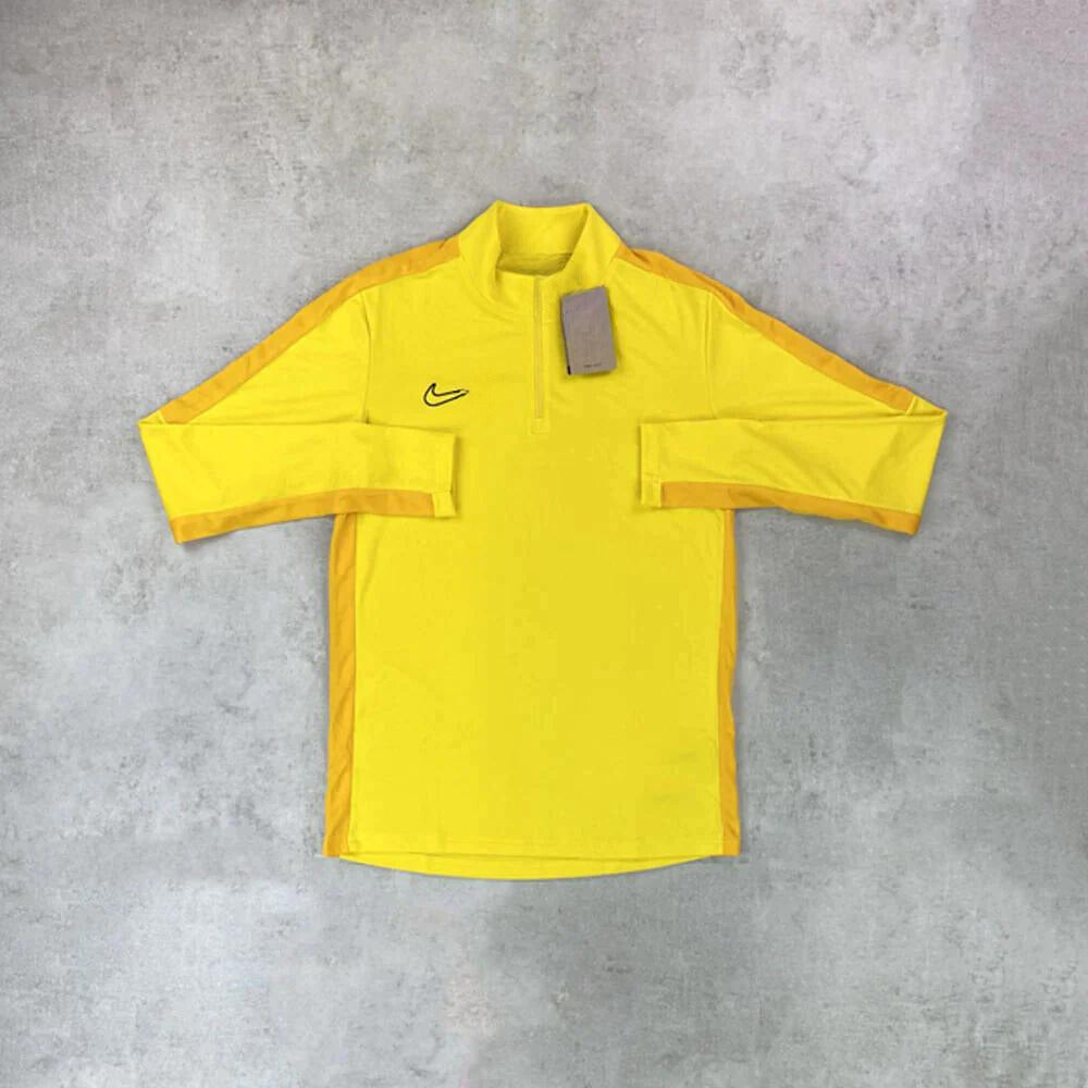 nk "yellow"