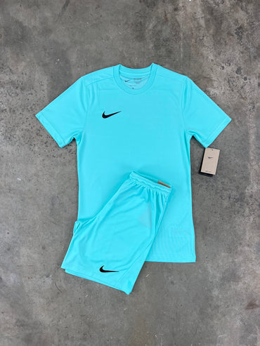 nk mlr short set - sky