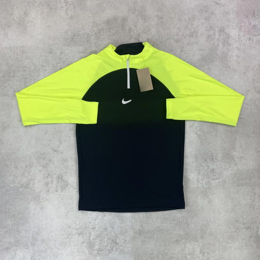 NKE "Neon"